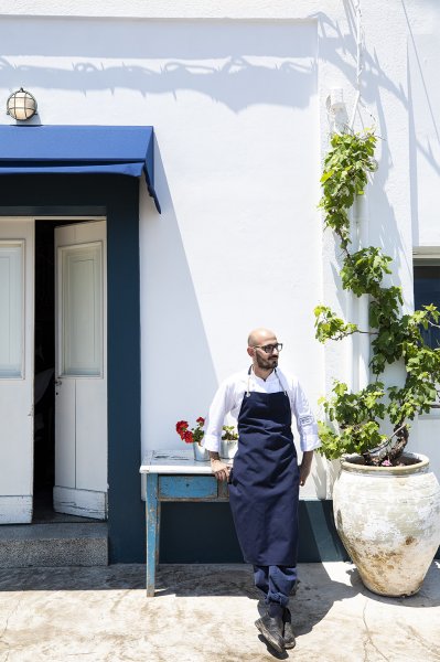 Paul Raeside Taverna del Porto Tricase Italy - WISH